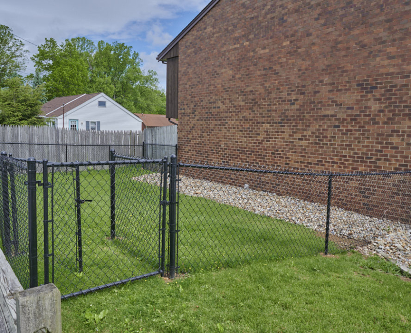 Briarwood Apartments and Townhomes Dog Park Detail